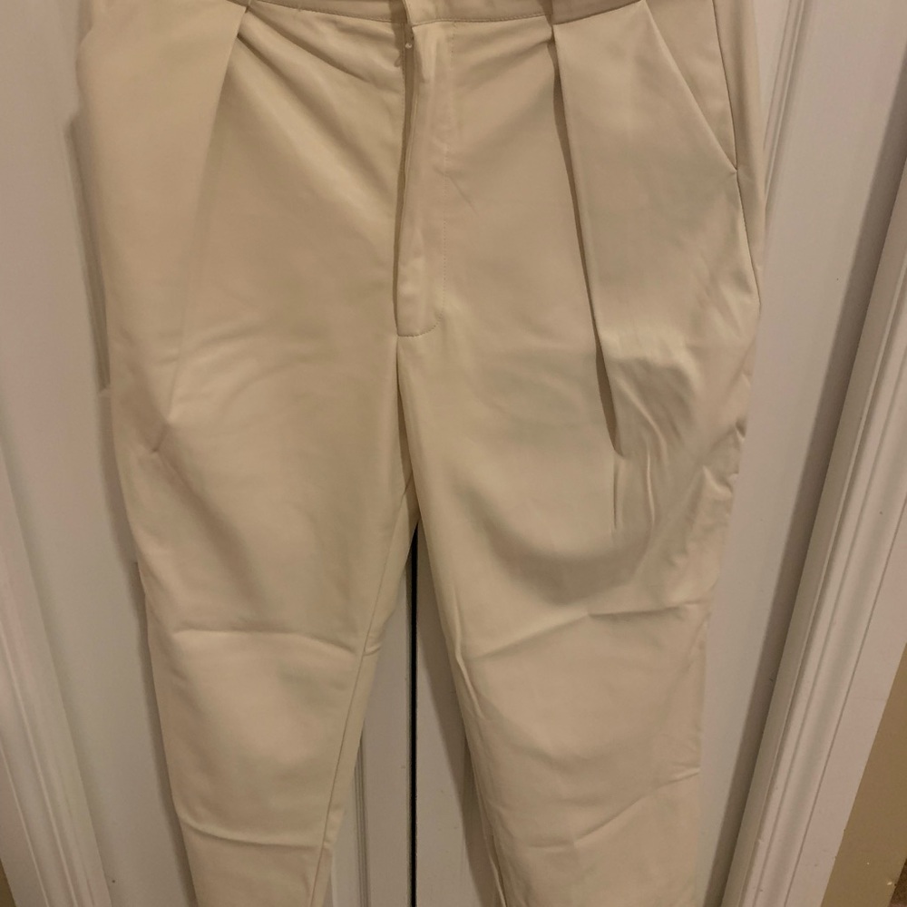 MOTHER Off-White leather like pleated Dress Pants
